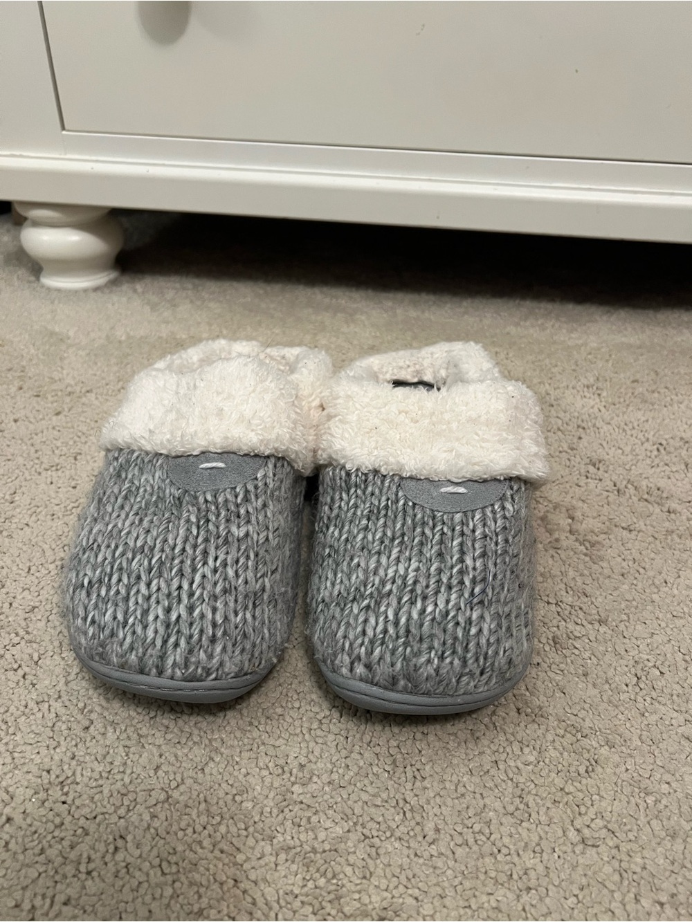 Cozy Knit Womens Slippers with Faux Fur Lining